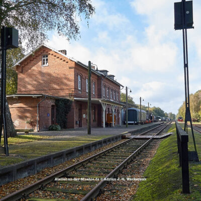 Bad Bederkesa Bahnhof © 2005 Adrian J.-G. Wackernah - 000702