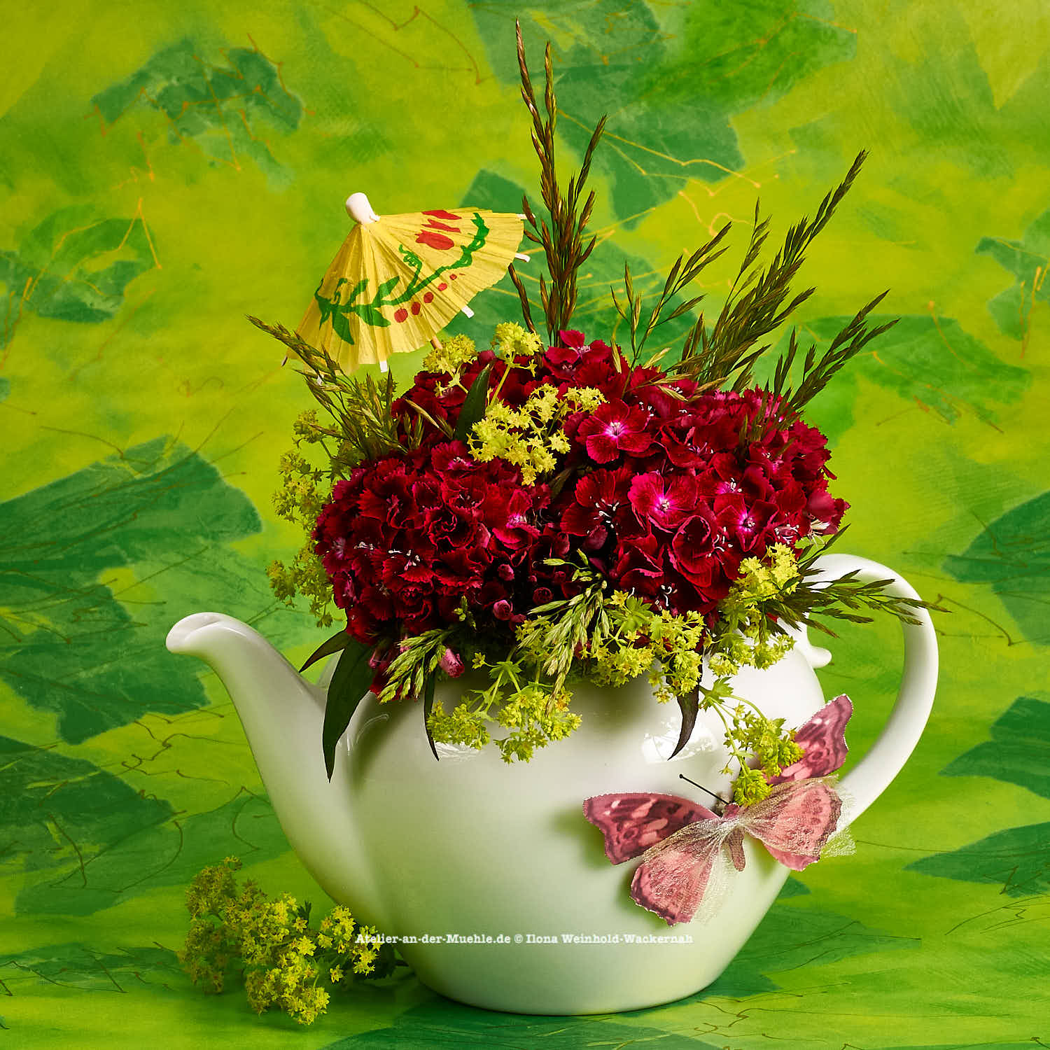 Wandbild Teeblumen Kanne mit Nelken – Atelier An der Mühle