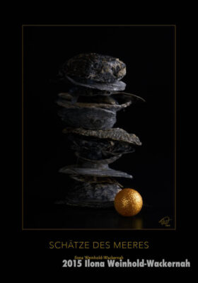 Postkarte Kunst Goldene Kugel © 2015 Ilona Weinhold-Wackernah