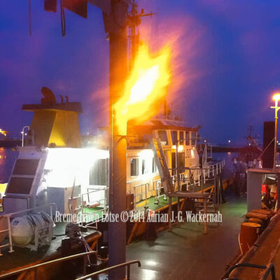 Fotografie Bremerhaven Lotse © 2014 Adrian J.-G. Wackernah - 001069