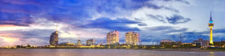 Produktbild Bremerhaven Skyline © 2009 Adrian Wackernah - 000248-41
