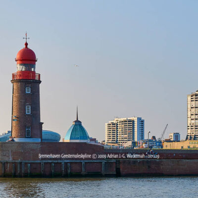 Produktbild Bremerhaven Geestemoleskyline © 2009 Adrian J.-G. Wackernah - 001229