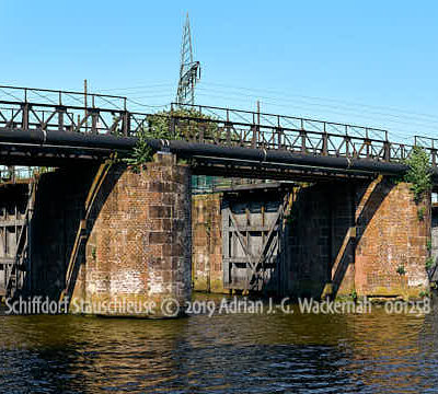 Produktbild Panoramafotografie Schiffdorf Stauschleuse © 2019 Adrian J.-G. Wackernah - 001258