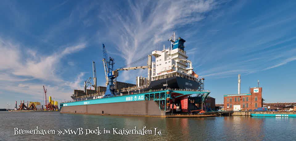 Klappkarte mit Foto Bremerhaven MWB Dock im Kaiserhafen I