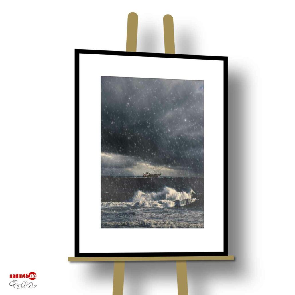 Nordsee Schiff im Sturm 50x70 cm Alurahmen